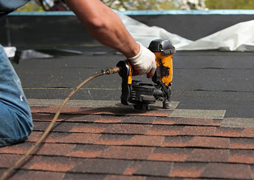 Metal Roofing vs Shingle Roofing: Which Should I Choose: More Installers