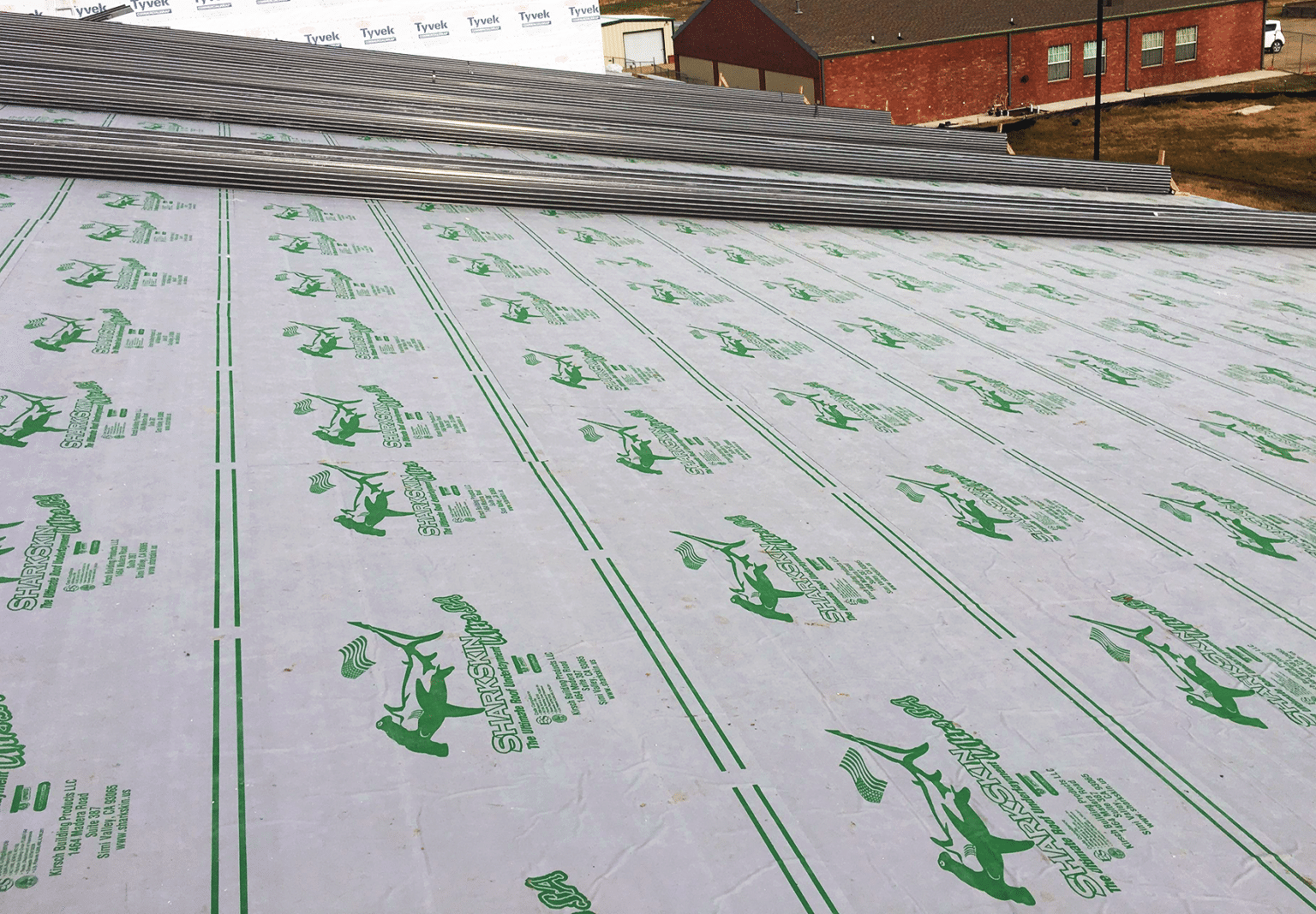The 6 Best Synthetic Underlayment Manufacturers for Metal Roofing
