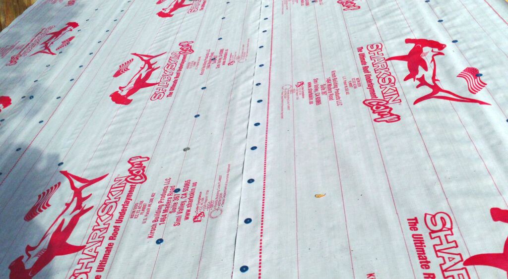 (post) Synthetic vs. Felt Underlayment for Metal Roofing: Which Is Best?