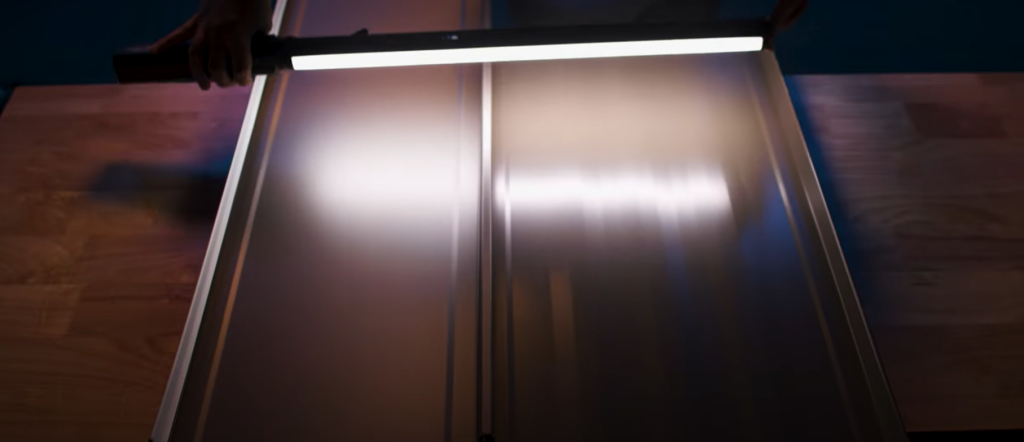 Low-Gloss vs. Regular Gloss Metal Roofing Finishes: A Tested Comparison