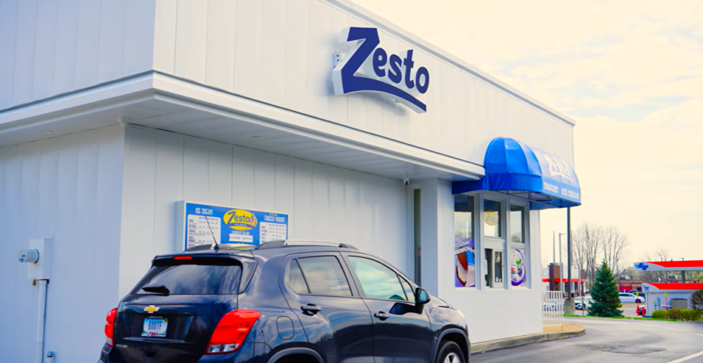 Zesto Ice Cream drive-through in Fort Wayne, Indiana